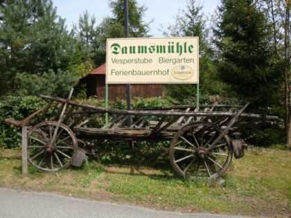 Photo: Daumsm&amp;uuml;hle